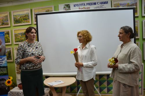 Приветствие зам.главы по социальным вопросам администрации Ельцовского района Раджены Епифановой